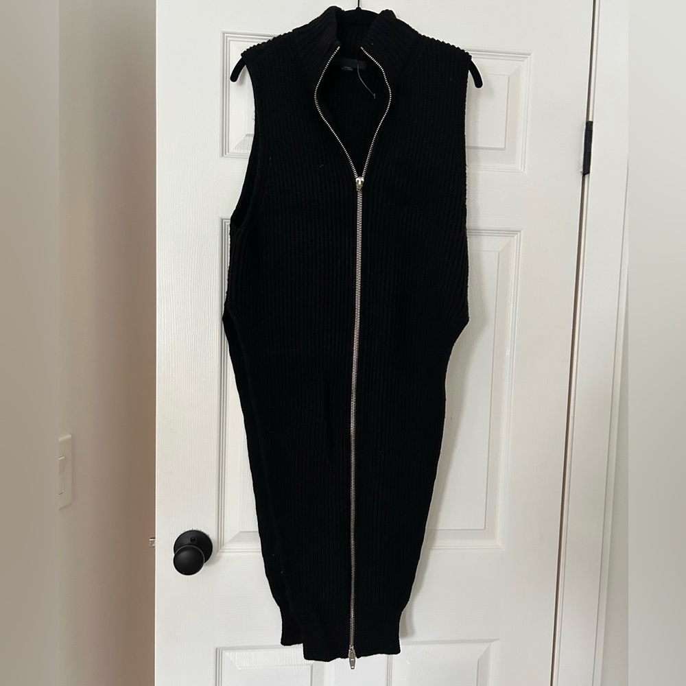 Alexander wang fully fashion black sweater vest with gorgeous metal zip